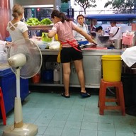 เส็ง เย็นตาโฟ ข้าวต้มปลา