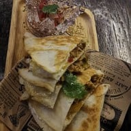 Mocking Tales เมส ทองหล่อ