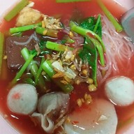 เส็ง เย็นตาโฟ ข้าวต้มปลา