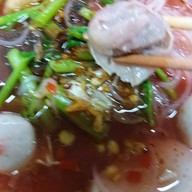 เส็ง เย็นตาโฟ ข้าวต้มปลา