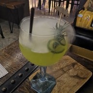 Mocking Tales เมส ทองหล่อ