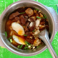 อังสุวรรณ