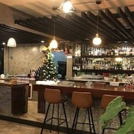 garden home western bar สังขละบุรี