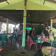 บรรยากาศ ร้านลาบคนเมือง ป่าไผ่