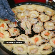 เมนูของร้าน นานาหอยครก พฤกษา30/1 อร่อยบอกต่อ