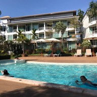 Makathanee Resorts