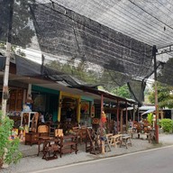 บ้านถวาย