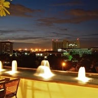 บรรยากาศ 72 SkyBar