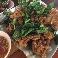 ร้านอาหารพี่นางใหญ่