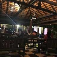 โรงแรมชมพูภูคารีสอร์ท