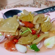 ร้านข้าวต้มท่าไข่