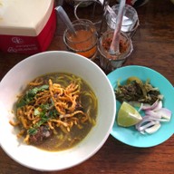 เมนูของร้าน ข้าวซอยต้นน้ำ น่าน