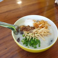 เมนูของร้าน โจ๊กเจ๊ต่าย