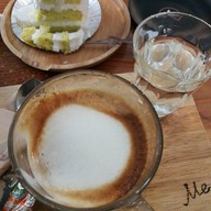 Me Cafe' ลี้