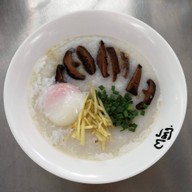 โจ๊กจมูกข้าว ตลาดศรีนครินทร์ 53
