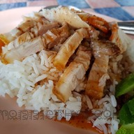 เมนูของร้าน ร้านข้าวหมูแดง (หลักสี่ลำพยา)