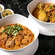 เมนูของร้าน ข้าวซอยบ้านคุณยาย