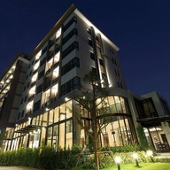 Greenpoint Residence Hotel