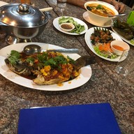 ดีหาดใหญ่ คาเฟ่แอนด์เรสเตอท์รองท์ ดีหาดใหญ่ คาเฟ่แอนด์เรสเตอท์รองท์