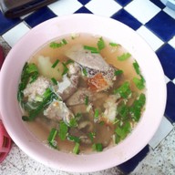 เมนูของร้าน ต้มเลือดหมู เฮียชิม (เจ้าเก่า) ด่านสำโรง11