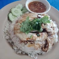 เมนูของร้าน พี่เหรียม บ้านบนสงขลา