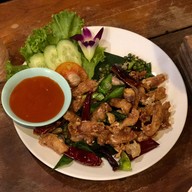 เมนูของร้าน ครัวตระกูลกล้า