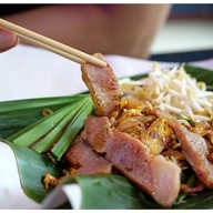 เมนูของร้าน ผัดไทยไฟทะลุ ถนนดินสอ