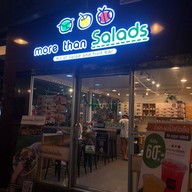 หน้าร้าน More Than Salads Town In Town