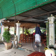 บรรยากาศ ครัวแสงเพชร