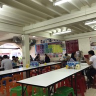 บรรยากาศ นิรันดร์มาม่าผัด เจ้าเก่า (รร.เรยีนา) เชียงใหม่แลนด์