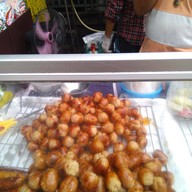 จริญญา ไส้กรอกอีสาน โชคชัย 4