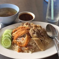 เมนูของร้าน โกนัย อ่าวอุดม