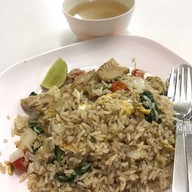 เมนูของร้าน นิรันดร์มาม่าผัด เจ้าเก่า (รร.เรยีนา) เชียงใหม่แลนด์