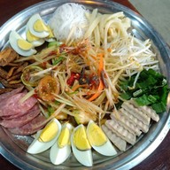 Pho' Cafe' วัชรพล ตรงข้ามเสถียรธรรมสถาน