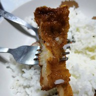 เมนูของร้าน หน่อย หน่อย ข้าวหมูทอด