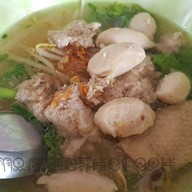 เมนูของร้าน ข้าวหมูแดง อากงอาม่า