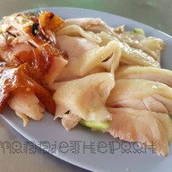 เมนูของร้าน ข้าวมันไก่ตุ้มทอง
