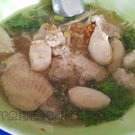 เมนูของร้าน ข้าวหมูแดง อากงอาม่า