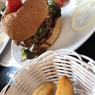 Le Petit cafe LONDON STREET