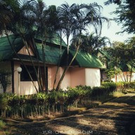 ขุนน้ำ ริมธาร รีสอร์ต