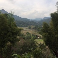 อินทนนท์ คีรีมายาแม่กลางหลวง