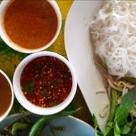 เจ๊ตุ้ม ส้มตำ บ้านนาอ้อ