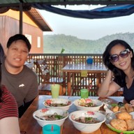 ร้านผู้ใหญ่สมคิด โจ๊กอินดี้ ปาท่องโก๋ อาหารตามสั่ง