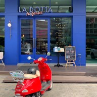 หน้าร้าน La Dotta La Grassa