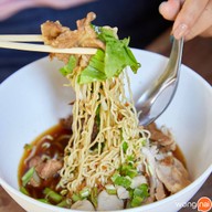 เมนูของร้าน ก๋วยเตี๋ยวหมูตุ๋น สเต็ก บ้านบาบ๋า