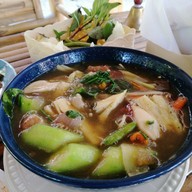 ลาบร้อยล้าน