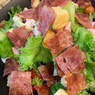 เมนูของร้าน More Than Salads Town In Town