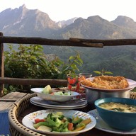 บ้านระเบียงดาว โฮมสเตย์(ส่วนคาเฟ่และอาหาร)