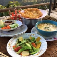 บ้านระเบียงดาว โฮมสเตย์(ส่วนคาเฟ่และอาหาร)