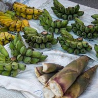 บรรยากาศ ถนนคนเดินสันกำแพง